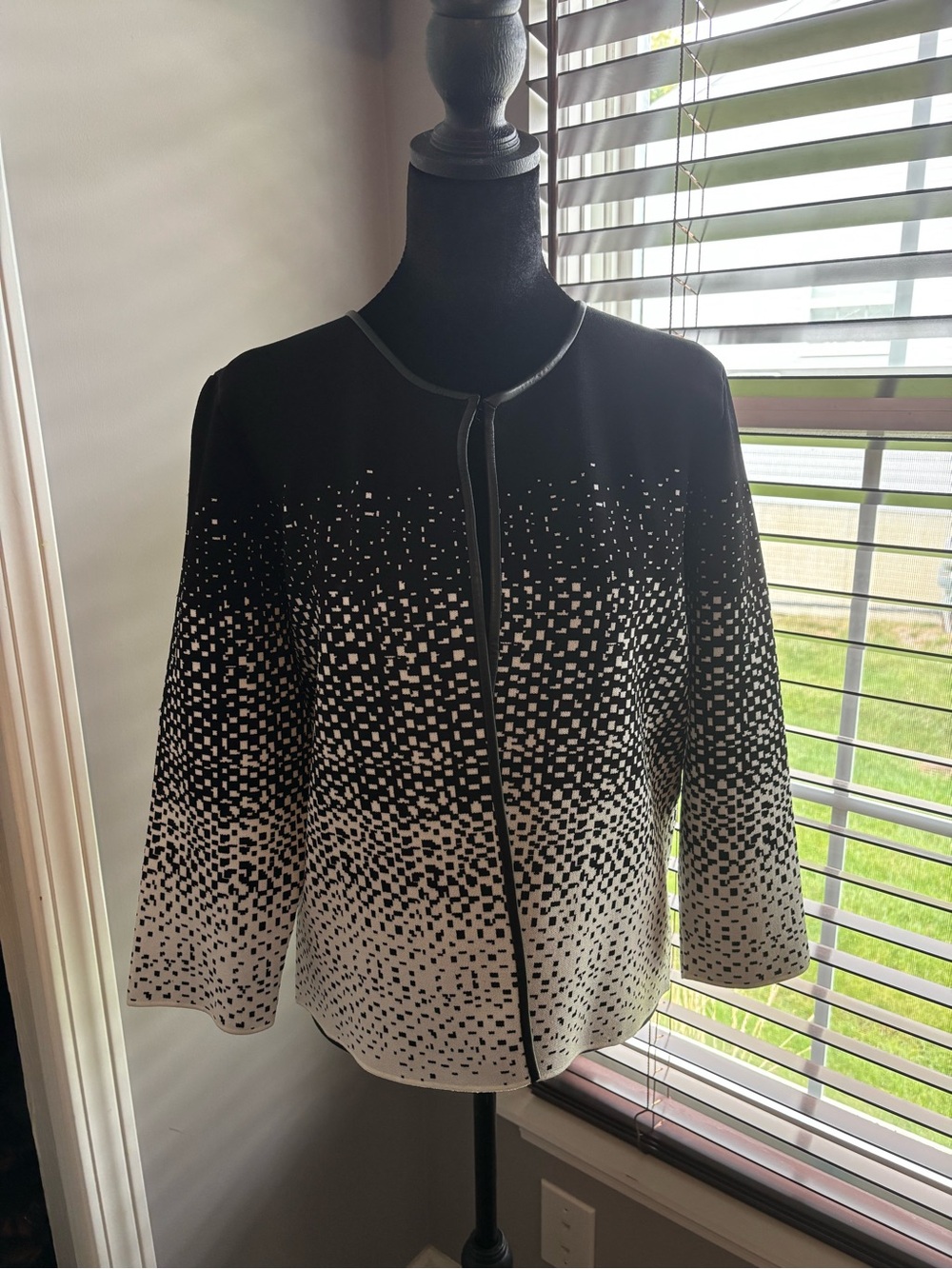 Dressbarn Black White Ombré Geometric Open Front Cardigan Jacket L